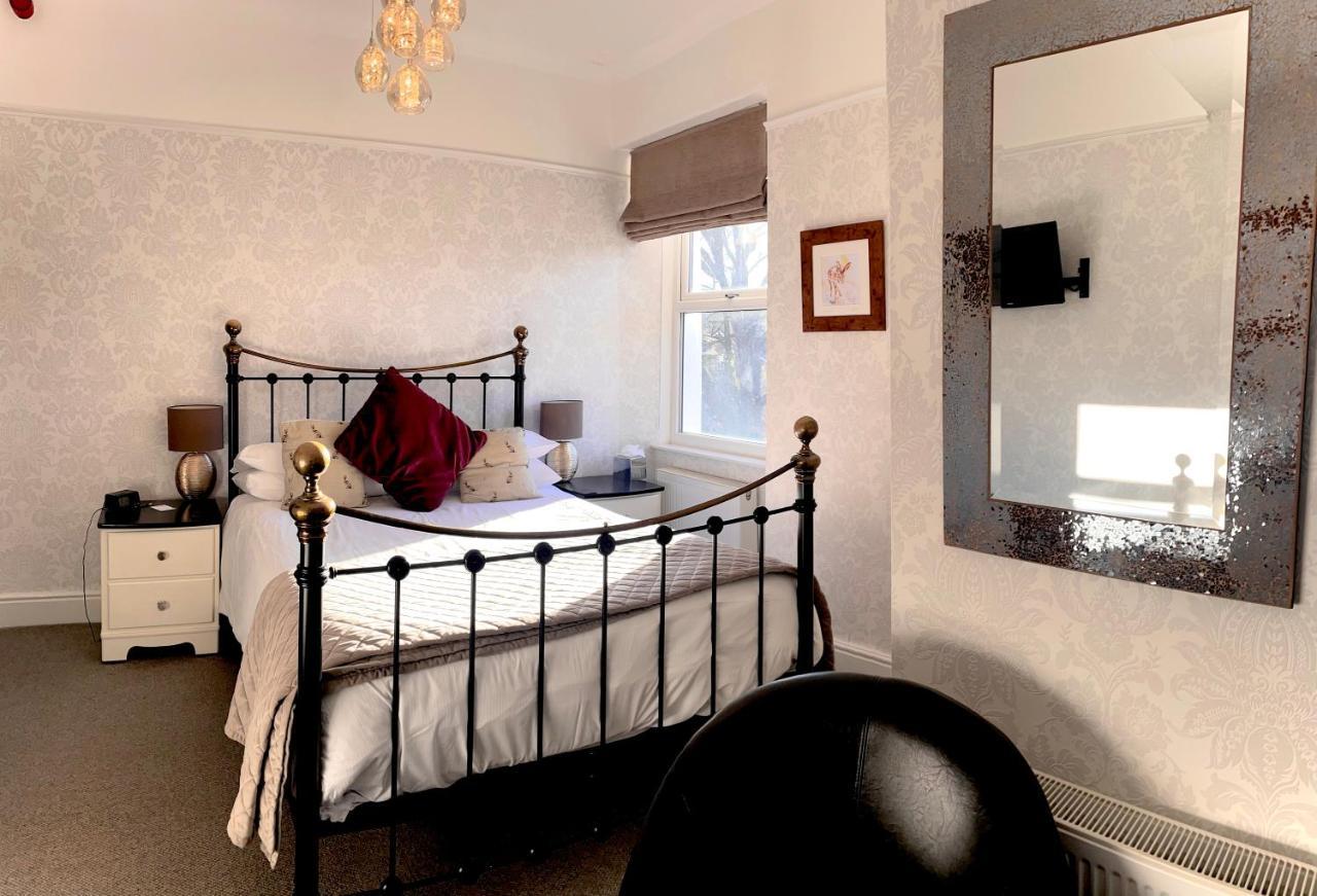 Glenville House - Adults Only - Incl Free Off-Site Health Club With Swimming Pool, Hot Tub, Sauna & Steam Room Боунес-он-Уиндермер Экстерьер фото
